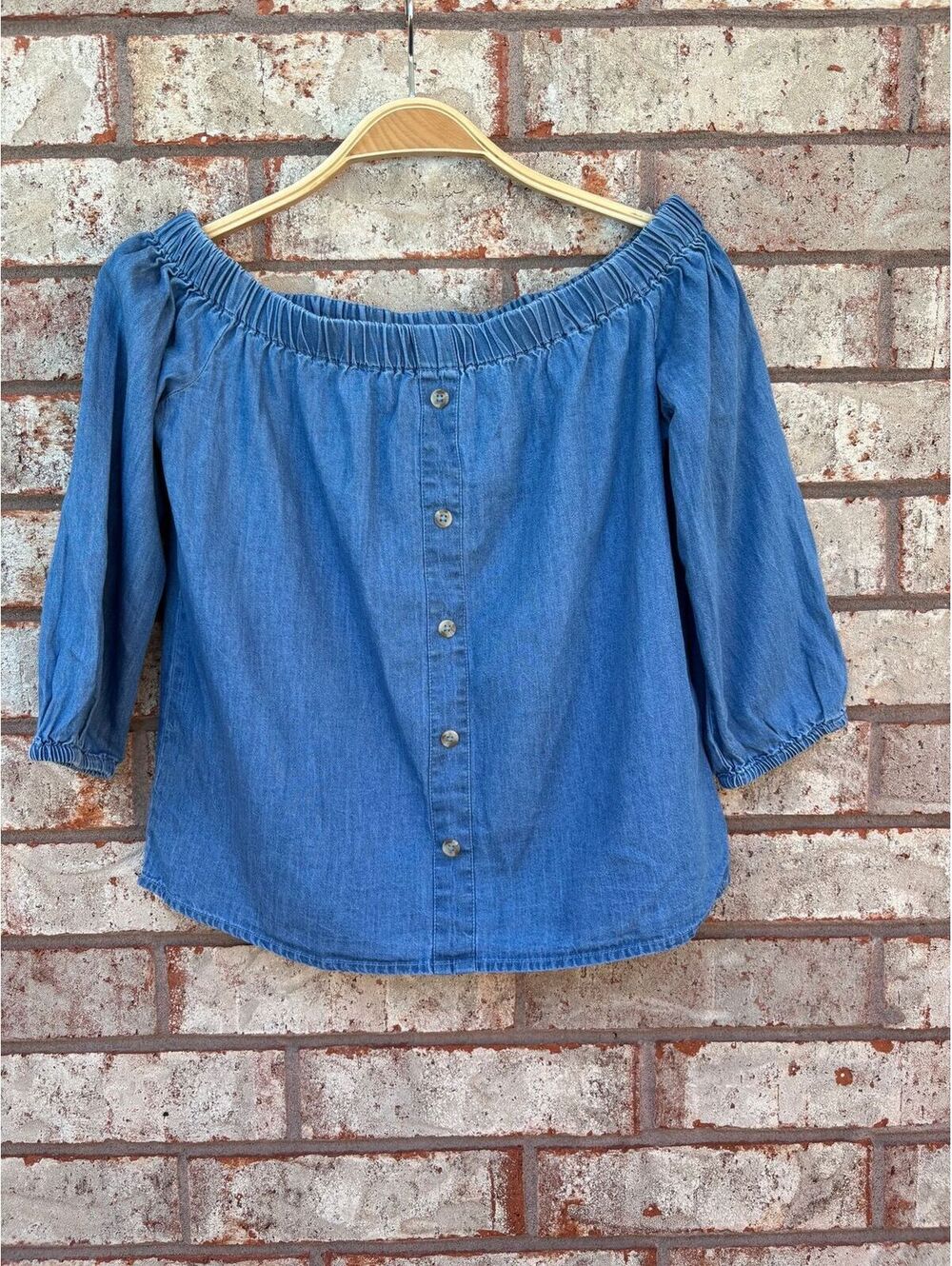 francesca's Chambray Off-The-Shoulder Top XXS Boho Denim Blue Button Front